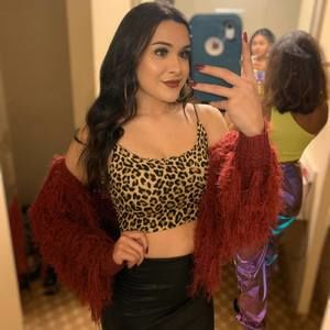 Meet your Posher, Aylin